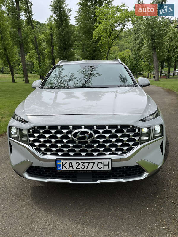 Внедорожник / Кроссовер Hyundai Santa FE 2021 в Киеве