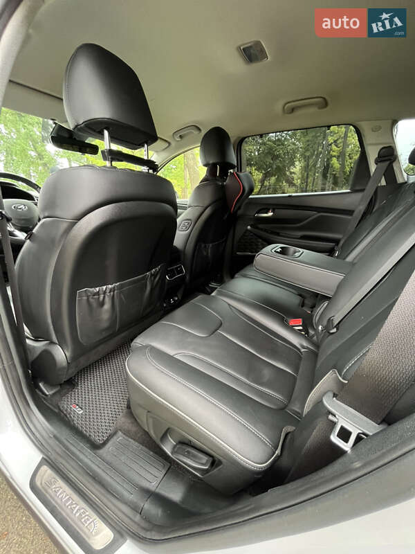 Внедорожник / Кроссовер Hyundai Santa FE 2021 в Киеве