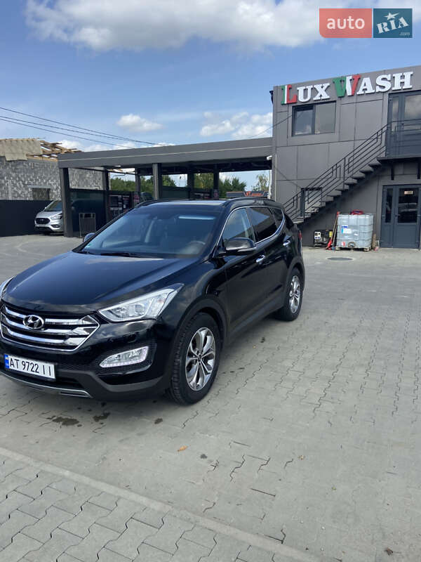 Внедорожник / Кроссовер Hyundai Santa FE 2014 в Калуше