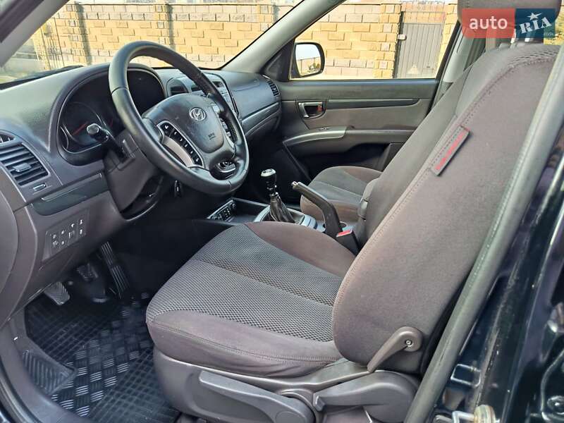 Позашляховик / Кросовер Hyundai Santa FE 2010 в Луцьку