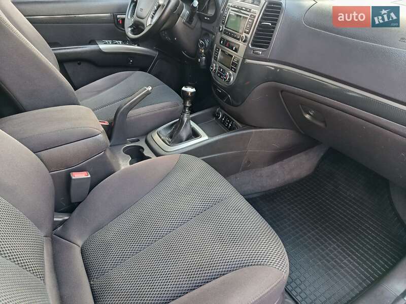 Позашляховик / Кросовер Hyundai Santa FE 2010 в Луцьку