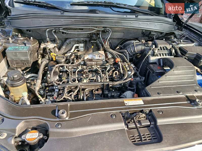 Позашляховик / Кросовер Hyundai Santa FE 2010 в Луцьку