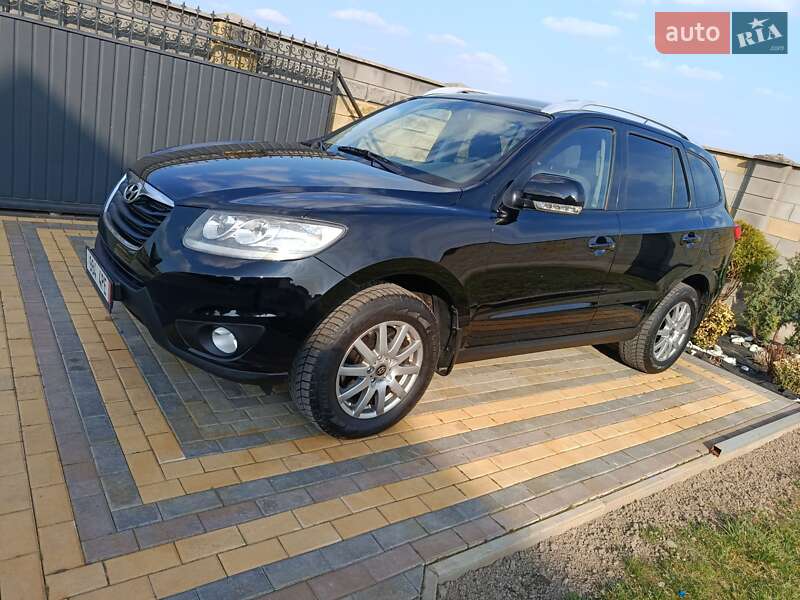 Позашляховик / Кросовер Hyundai Santa FE 2010 в Луцьку