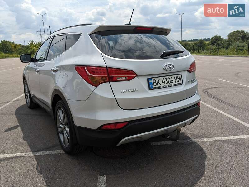 Позашляховик / Кросовер Hyundai Santa FE 2014 в Рівному