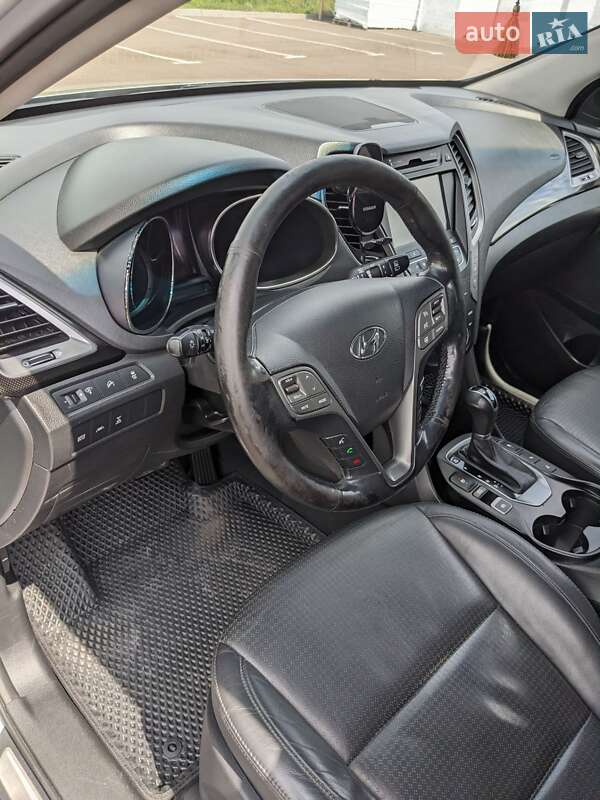 Позашляховик / Кросовер Hyundai Santa FE 2014 в Рівному