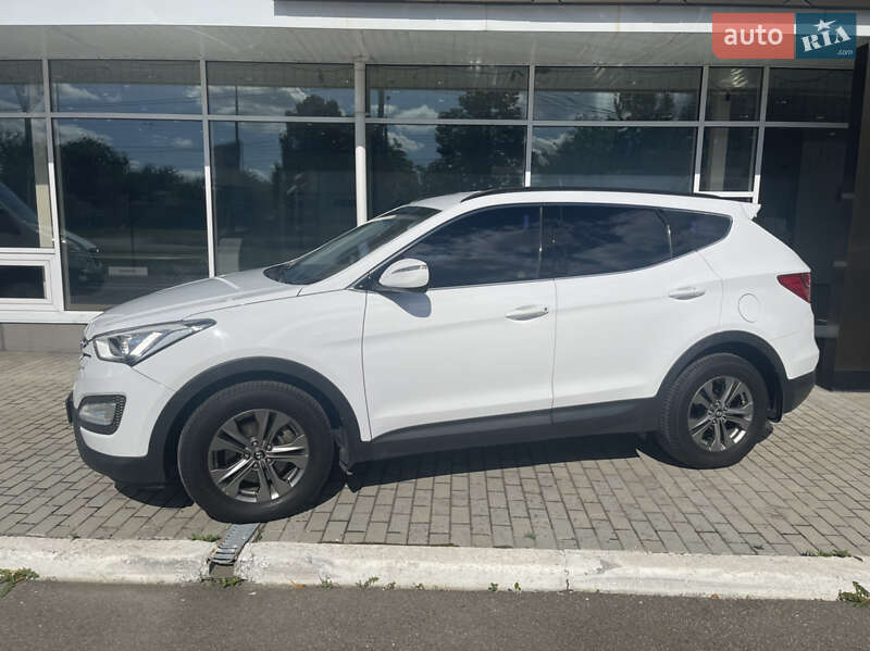 Внедорожник / Кроссовер Hyundai Santa FE 2014 в Чернигове