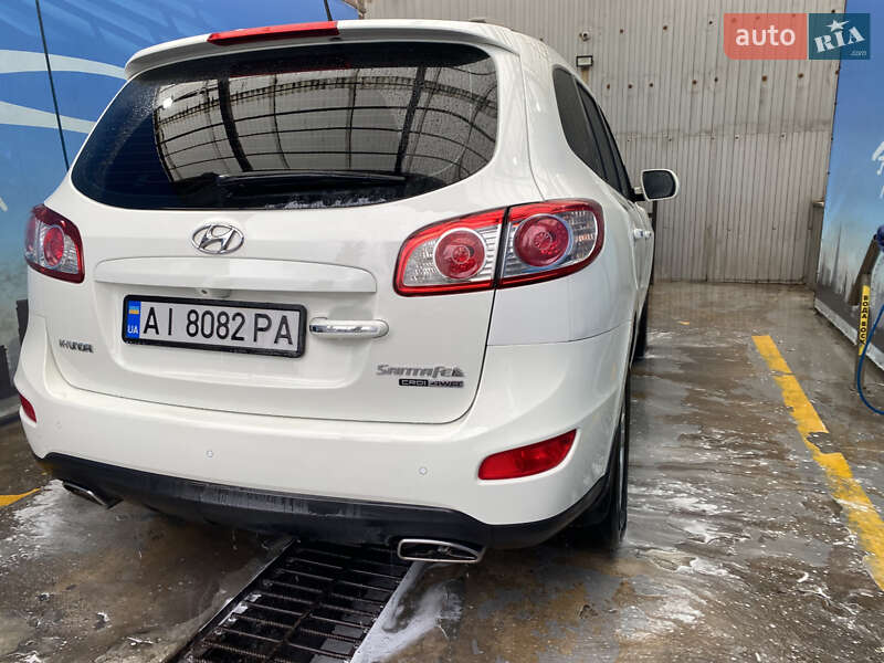 Внедорожник / Кроссовер Hyundai Santa FE 2011 в Киеве