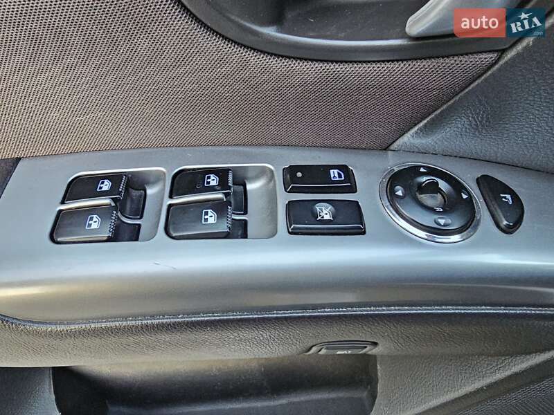 Позашляховик / Кросовер Hyundai Santa FE 2010 в Одесі фото 19 Позашляховик / Кросовер Hyundai Santa FE 2010 в Одесі