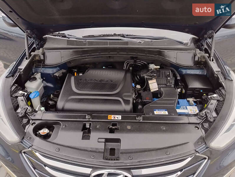 Внедорожник / Кроссовер Hyundai Santa FE 2013 в Черновцах