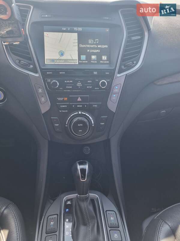 Внедорожник / Кроссовер Hyundai Santa FE 2017 в Николаеве