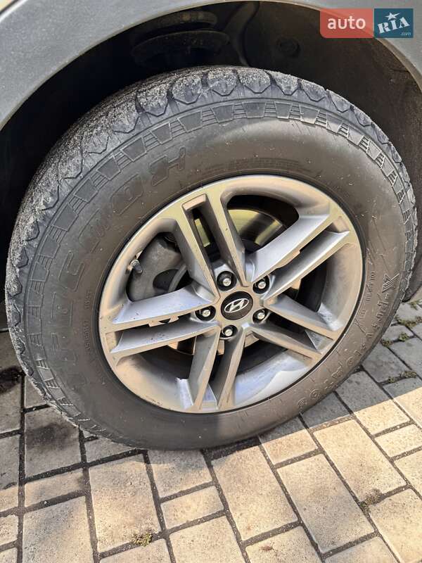 Позашляховик / Кросовер Hyundai Santa FE 2016 в Запоріжжі фото 14 Позашляховик / Кросовер Hyundai Santa FE 2016 в Запоріжжі