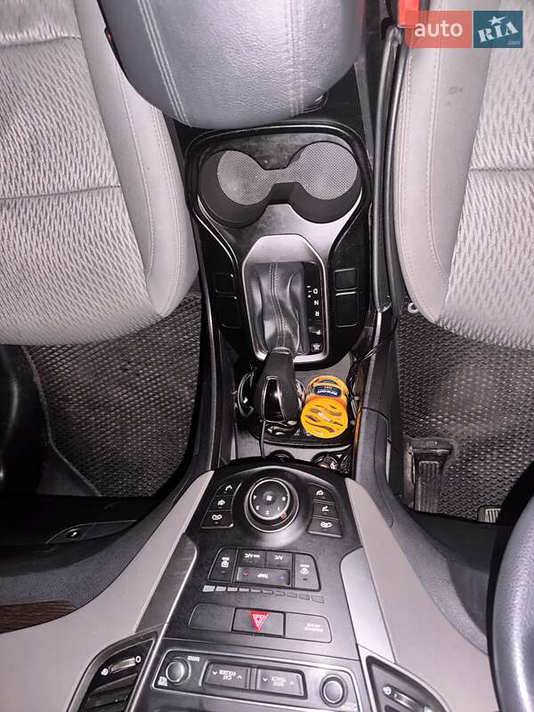 Позашляховик / Кросовер Hyundai Santa FE 2016 в Запоріжжі фото 10 Позашляховик / Кросовер Hyundai Santa FE 2016 в Запоріжжі