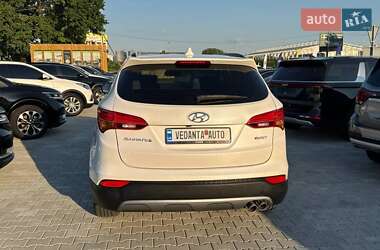Позашляховик / Кросовер Hyundai Santa FE 2015 в  фото 4 Позашляховик / Кросовер Hyundai Santa FE 2015 в