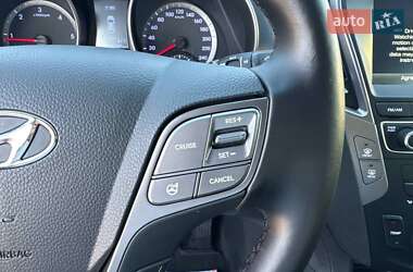 Позашляховик / Кросовер Hyundai Santa FE 2015 в  фото 13 Позашляховик / Кросовер Hyundai Santa FE 2015 в