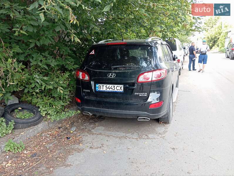 Позашляховик / Кросовер Hyundai Santa FE 2010 в Києві