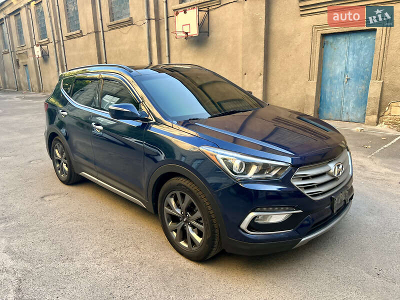 Внедорожник / Кроссовер Hyundai Santa FE 2017 в Одессе