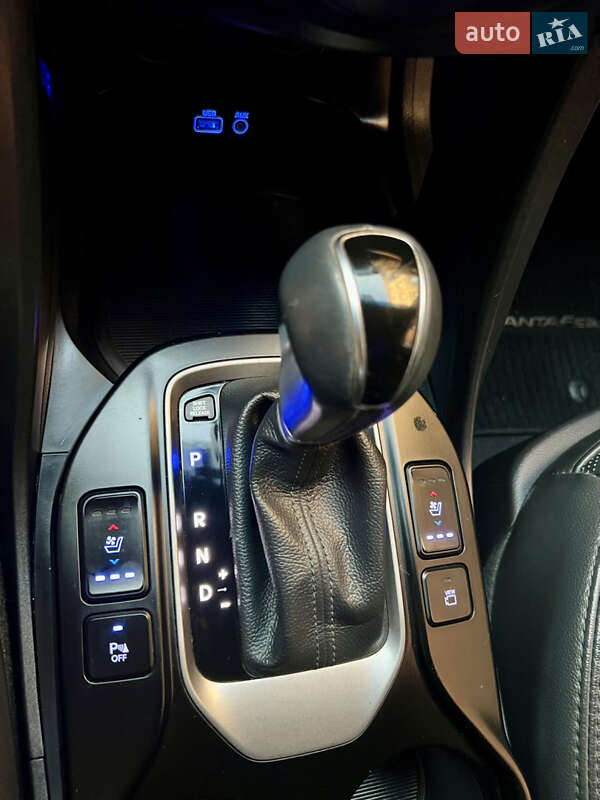 Внедорожник / Кроссовер Hyundai Santa FE 2017 в Одессе