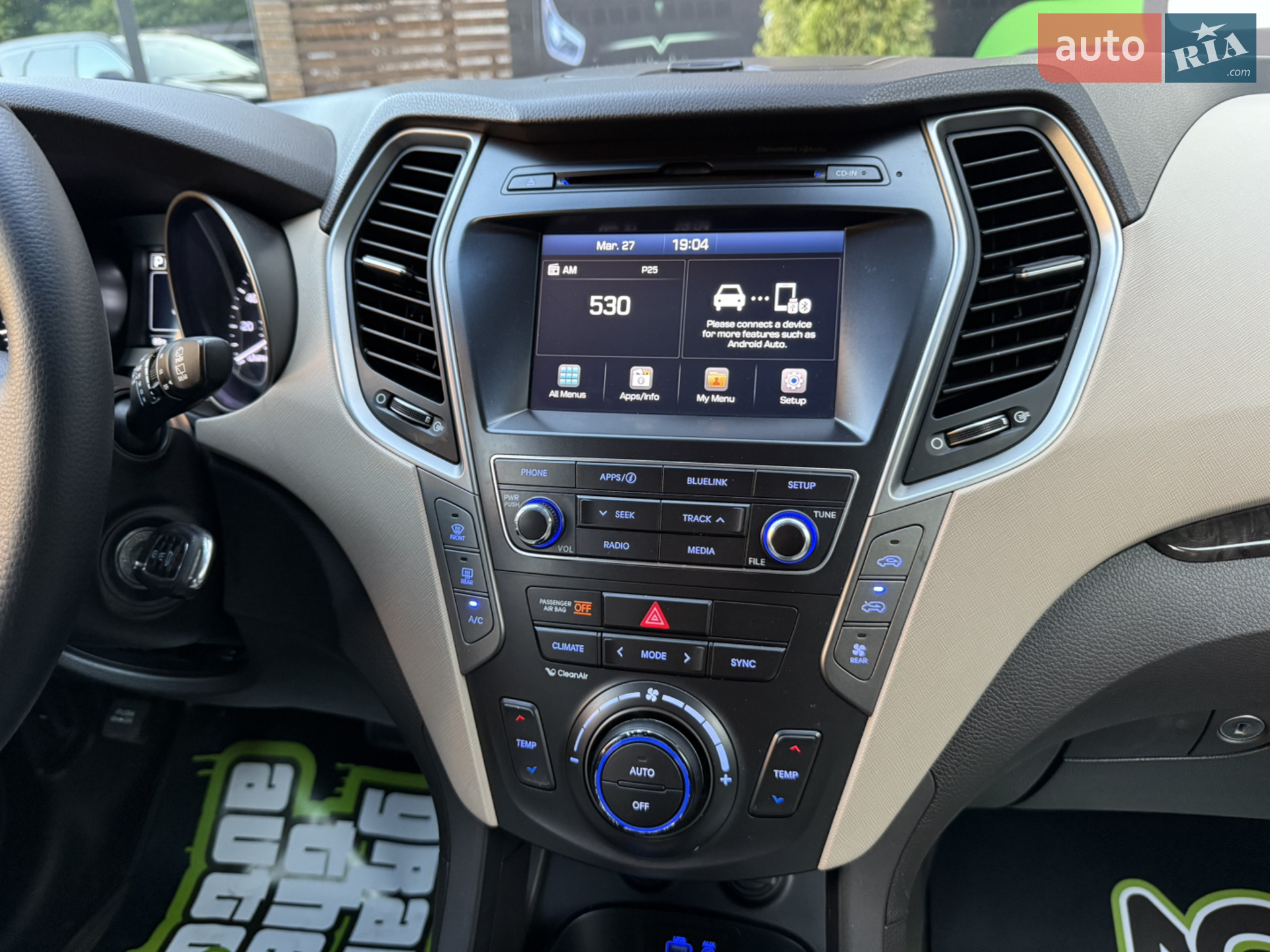2015 Hyundai Santa Fe - мініатюра 28