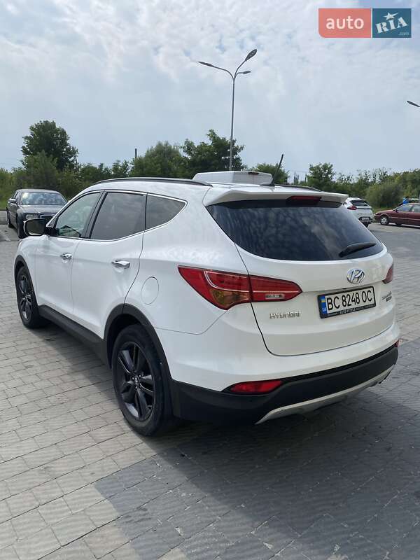 Позашляховик / Кросовер Hyundai Santa FE 2013 в Львові