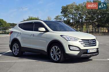 Позашляховик / Кросовер Hyundai Santa FE 2014 в Дніпрі