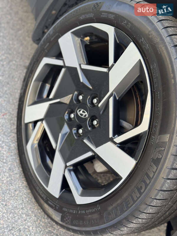 Позашляховик / Кросовер Hyundai Santa FE 2022 в Києві