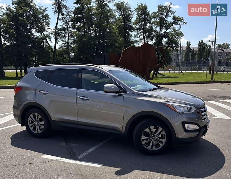 Внедорожник / Кроссовер Hyundai Santa FE 2015 в Киеве фото 2 Внедорожник / Кроссовер Hyundai Santa FE 2015 в Киеве