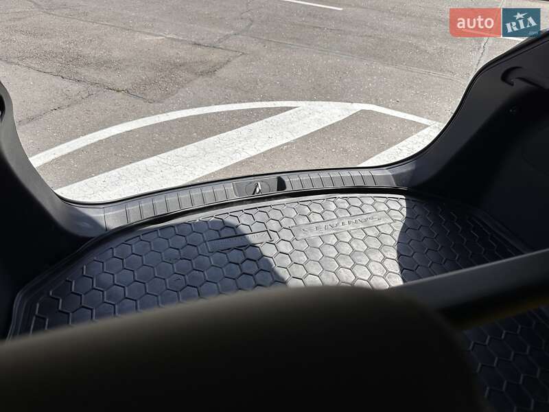 Внедорожник / Кроссовер Hyundai Santa FE 2015 в Киеве фото 14 Внедорожник / Кроссовер Hyundai Santa FE 2015 в Киеве