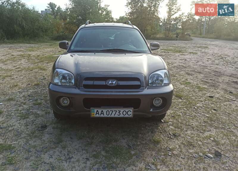Позашляховик / Кросовер Hyundai Santa FE 2005 в Києві