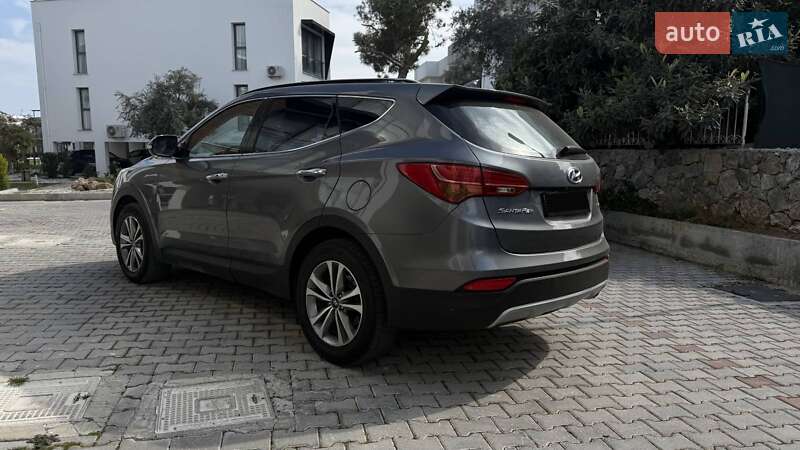 Позашляховик / Кросовер Hyundai Santa FE 2015 в Одесі
