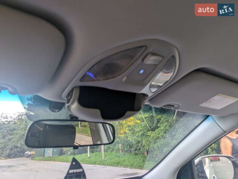 Позашляховик / Кросовер Hyundai Santa FE 2014 в Бердичеві фото 29 Позашляховик / Кросовер Hyundai Santa FE 2014 в Бердичеві