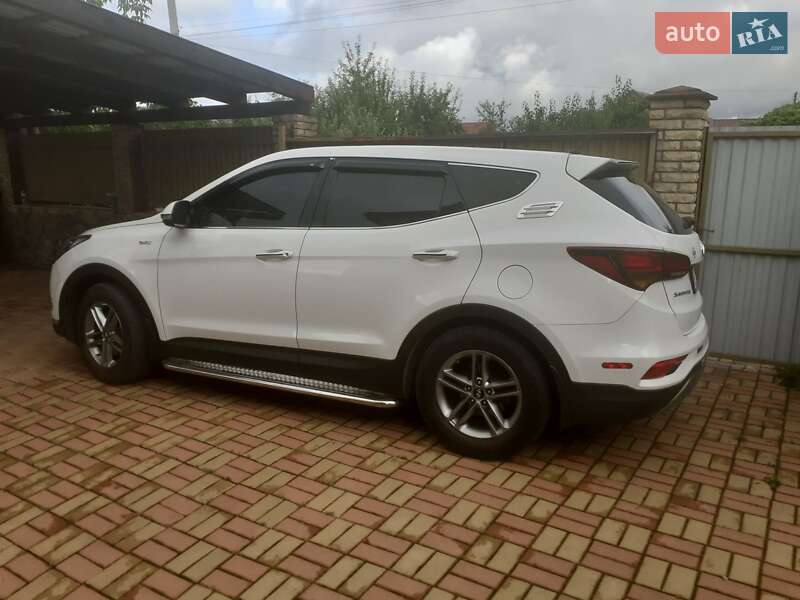 Позашляховик / Кросовер Hyundai Santa FE 2017 в Вінниці