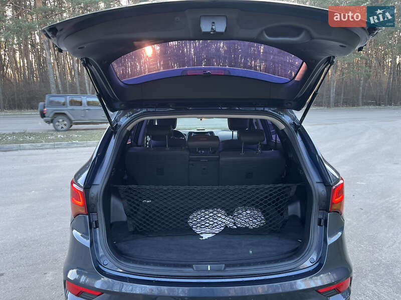 Позашляховик / Кросовер Hyundai Santa FE 2015 в Кропивницькому