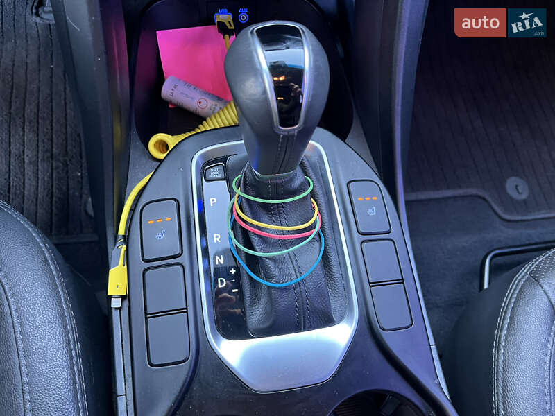 Позашляховик / Кросовер Hyundai Santa FE 2015 в Кропивницькому