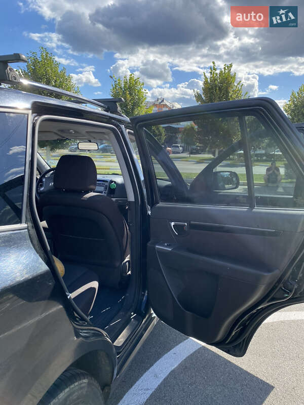 Позашляховик / Кросовер Hyundai Santa FE 2011 в Бучі