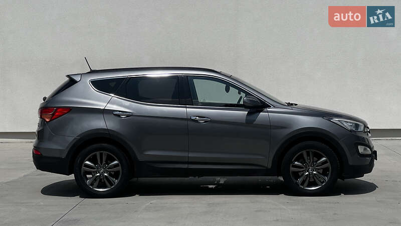 Позашляховик / Кросовер Hyundai Santa FE 2012 в Луцьку