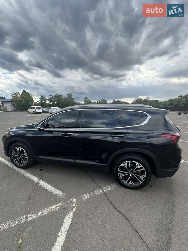 Позашляховик / Кросовер Hyundai Santa FE 2019 в Одесі