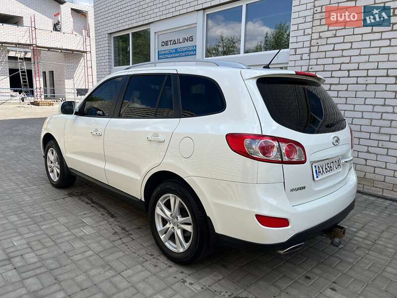 Позашляховик / Кросовер Hyundai Santa FE 2011 в Харкові