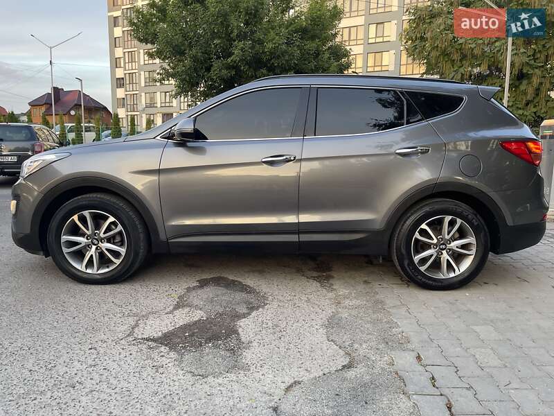 Внедорожник / Кроссовер Hyundai Santa FE 2014 в Луцке