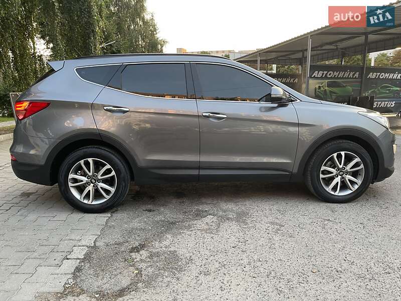 Внедорожник / Кроссовер Hyundai Santa FE 2014 в Луцке