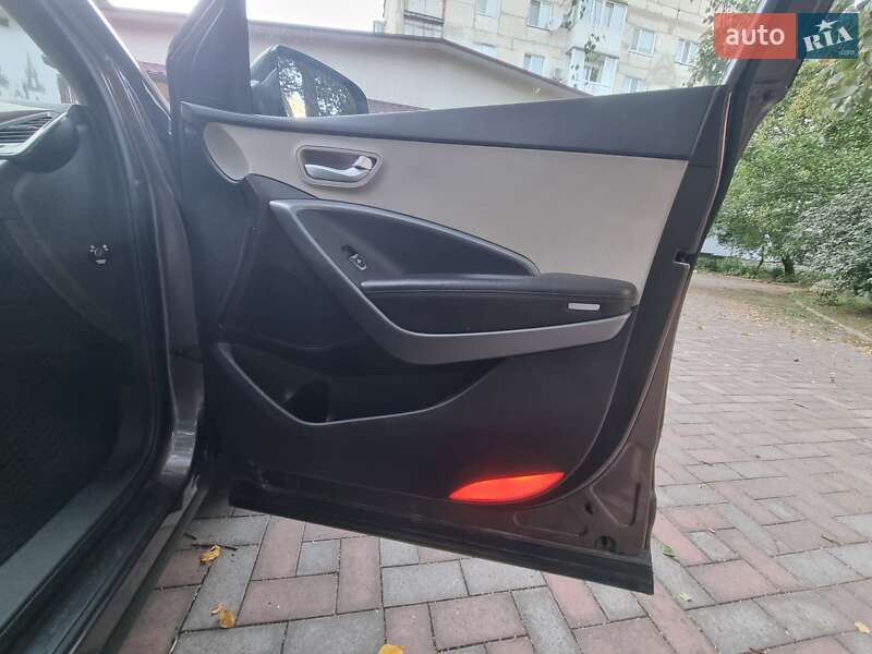 Внедорожник / Кроссовер Hyundai Santa FE 2012 в Умани фото 26 Внедорожник / Кроссовер Hyundai Santa FE 2012 в Умани