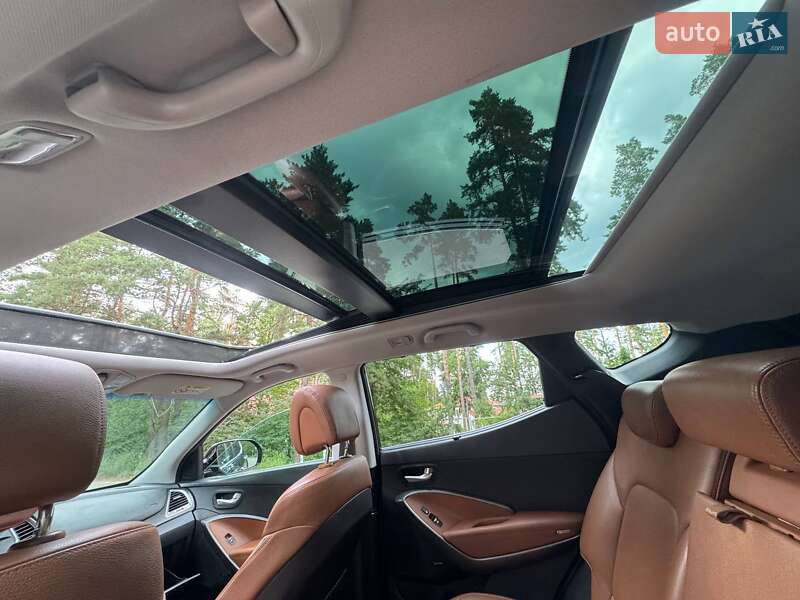 Позашляховик / Кросовер Hyundai Santa FE 2016 в Броварах