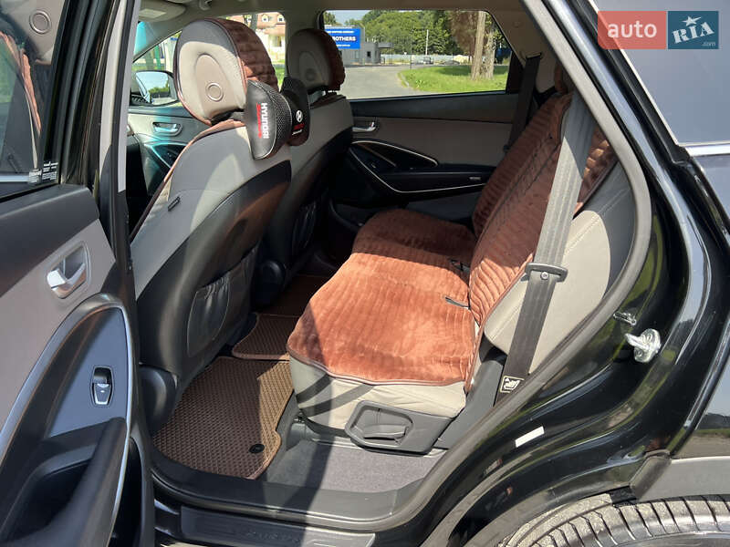 Позашляховик / Кросовер Hyundai Santa FE 2016 в Львові