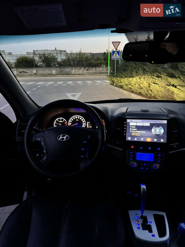 Позашляховик / Кросовер Hyundai Santa FE 2009 в Могилів-Подільському