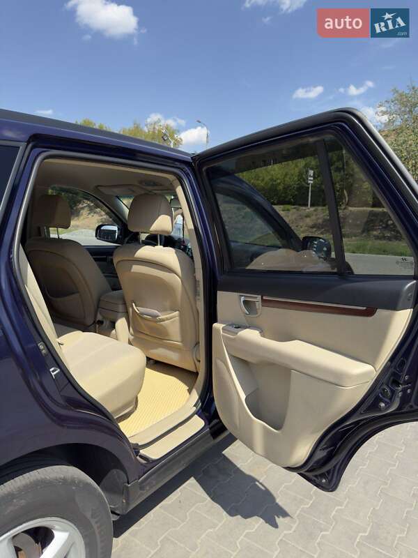 Внедорожник / Кроссовер Hyundai Santa FE 2009 в Ватутино