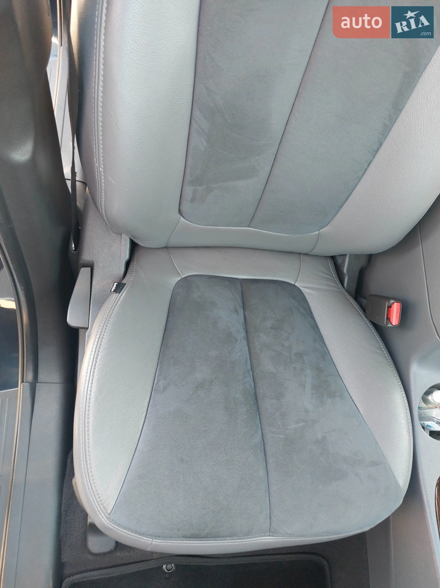 2012 Hyundai Santa Fe - мініатюра 13