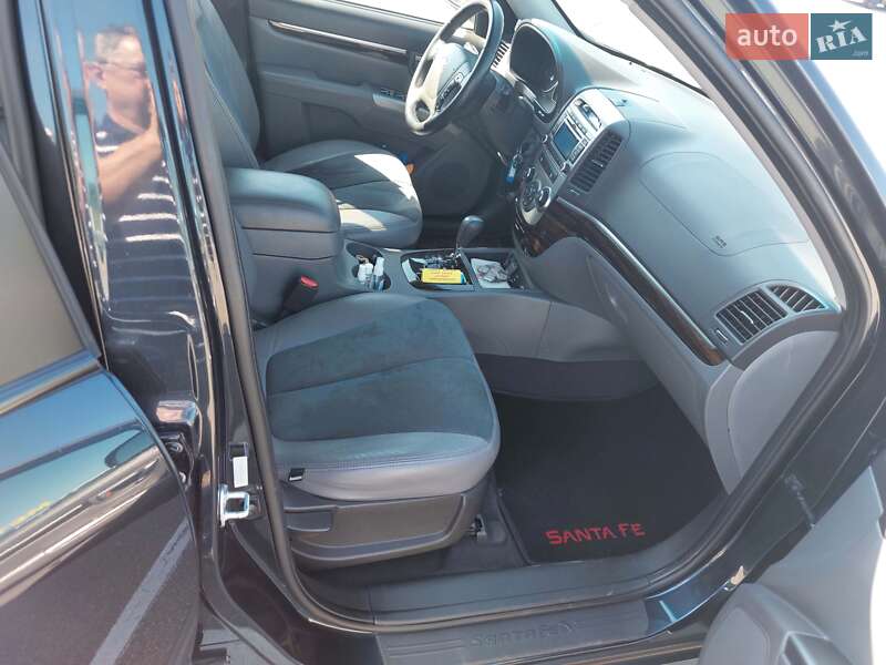 Позашляховик / Кросовер Hyundai Santa FE 2012 в Києві