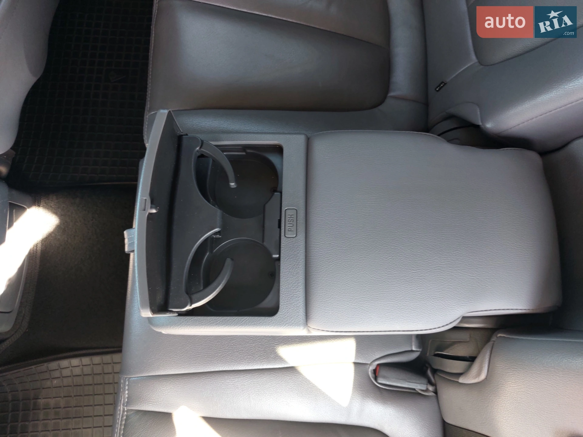 2012 Hyundai Santa Fe - мініатюра 24
