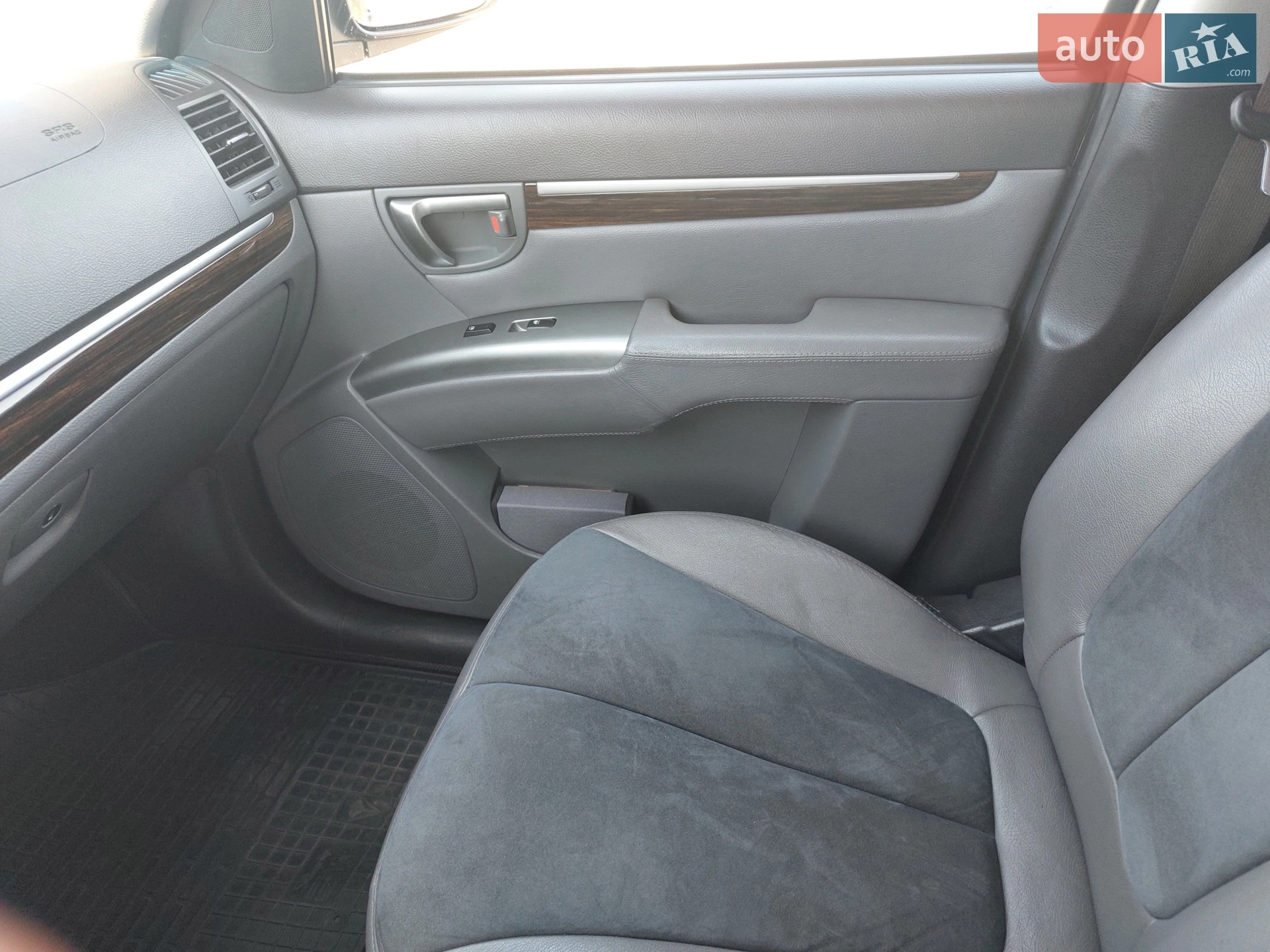 2012 Hyundai Santa Fe - мініатюра 30