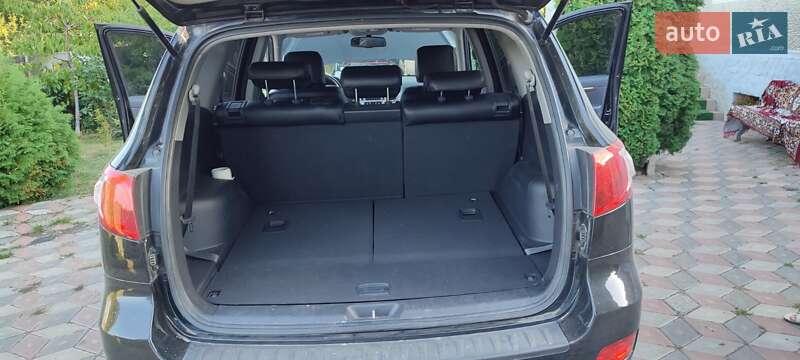 Внедорожник / Кроссовер Hyundai Santa FE 2009 в Черновцах