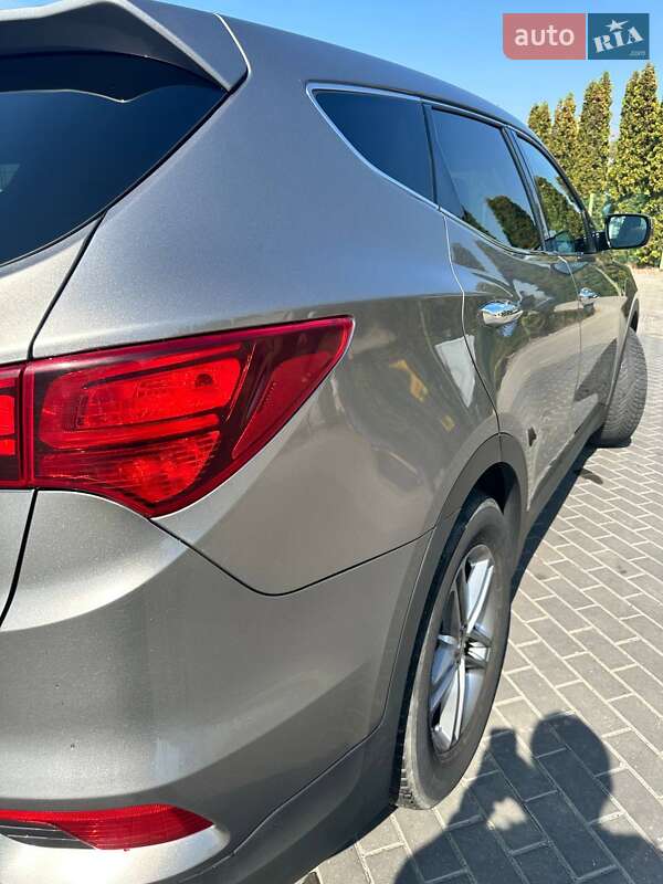 Внедорожник / Кроссовер Hyundai Santa FE 2018 в Луцке